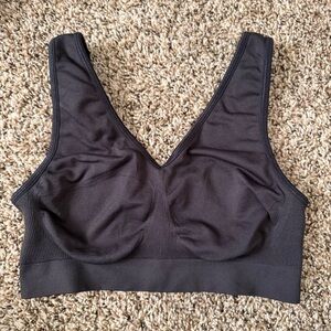 Bali Black V-Neck Seamless Bra